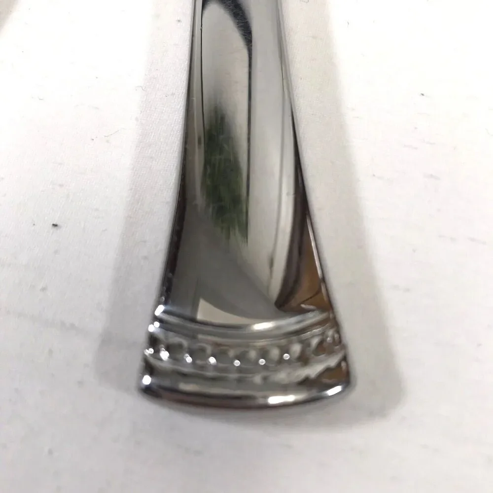4 Lenox PORTOLA Dinner Knives Dot Band 18/10 Stainless Flatware Silverware